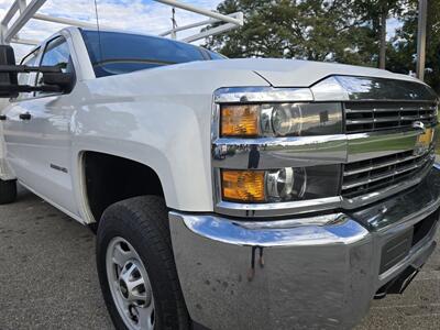 2017 Chevrolet 2500 Utility 6.0L Gas, Royal bed,ladder rack,  4-Wheel drive! - Photo 27 - Santa Ana, CA 92703