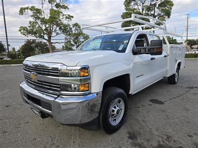2017 Chevrolet 2500 Utility 6.0L Gas, Royal bed,ladder rack,  4-Wheel drive! - Photo 6 - Santa Ana, CA 92703