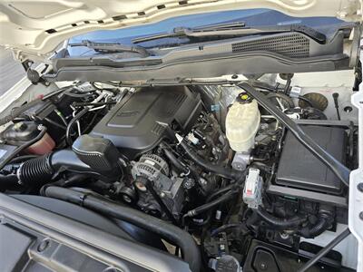 2017 Chevrolet 2500 Work Truck Utility 6.0L Gas, Royal bed, 4-Wheel drive! - Photo 27 - Santa Ana, CA 92703