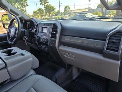 2020 Ford F-250 Super Duty XL UTILITY 6.2L GAS,LADDER RACK.   - Photo 11 - Santa Ana, CA 92703