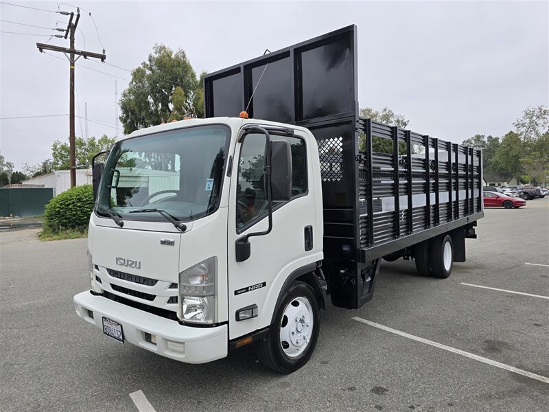 2020 ISUZU NRR HD  STAKE BED, 5.2L DIESEL,20FT BED,LFT GATE! - Photo 1 - Santa Ana, CA 92703