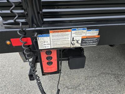 2020 ISUZU NRR HD  STAKE BED, 5.2L DIESEL,20FT BED,LFT GATE! - Photo 10 - Santa Ana, CA 92703