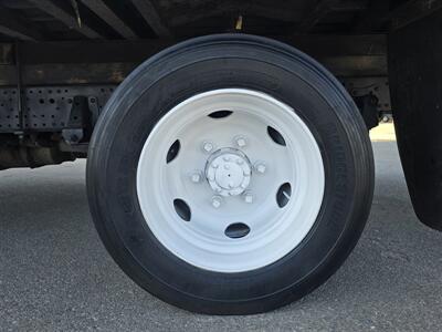 2015 Isuzu Med Duty NQR HD Box 5.2L Diesel,14ft bx with side loading door,  1600lb Power lift gate! - Photo 13 - Santa Ana, CA 92703