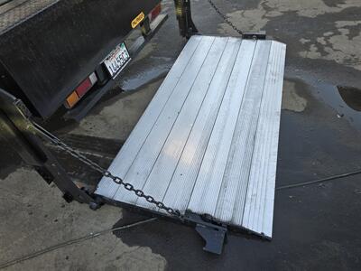 2015 Isuzu Med Duty NQR HD Box 5.2L Diesel,14ft bx with side loading door,  1600lb Power lift gate! - Photo 27 - Santa Ana, CA 92703