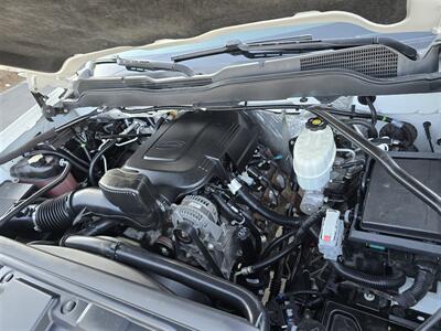 2016 Chevrolet 3500 LS STAKE BED 6.0L GAS,12FT YOYAL BE, 2000LB PWR LFT GATE! - Photo 26 - Santa Ana, CA 92703