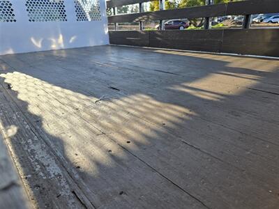 2016 Chevrolet 3500 LS STAKE BED 6.0L GAS,12FT YOYAL BE, 2000LB PWR LFT GATE! - Photo 16 - Santa Ana, CA 92703