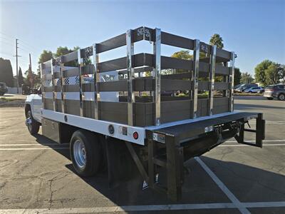 2016 Chevrolet 3500 LS STAKE BED 6.0L GAS,12FT YOYAL BE, 2000LB PWR LFT GATE! - Photo 6 - Santa Ana, CA 92703