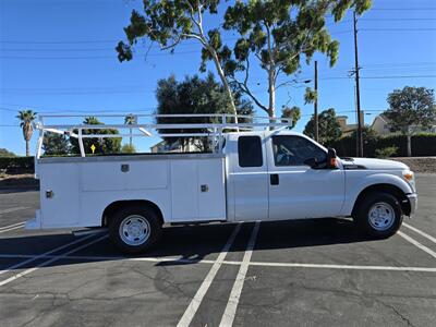 2016 Ford F250 Super Duty UTILITY 6.2L gas, 4 new tires,Only 117k miles!   - Photo 4 - Santa Ana, CA 92703