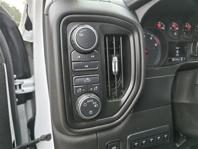 2021 Chevrolet 3500 work Utility 6.6L Duramax,power lift gate,  4-wheel drive! - Photo 20 - Santa Ana, CA 92703