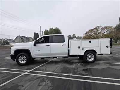 2021 Chevrolet 3500 work Utility 6.6L Duramax,power lift gate,  4-wheel drive! - Photo 6 - Santa Ana, CA 92703