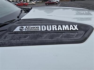 2021 Chevrolet 3500 work Utility 6.6L Duramax,power lift gate,  4-wheel drive! - Photo 24 - Santa Ana, CA 92703