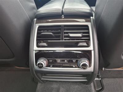 2022 BMW 740i   - Photo 27 - Santa Ana, CA 92703