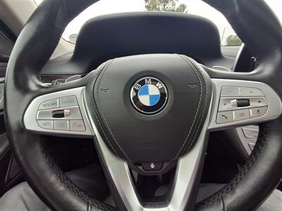 2022 BMW 740i   - Photo 36 - Santa Ana, CA 92703