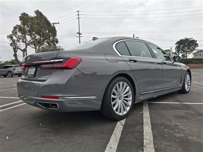 2022 BMW 740i   - Photo 5 - Santa Ana, CA 92703