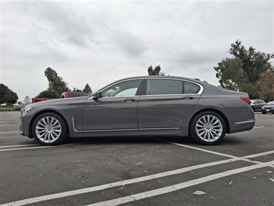 2022 BMW 740i   - Photo 14 - Santa Ana, CA 92703