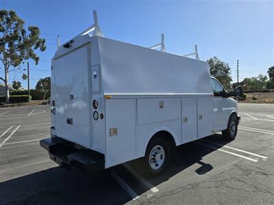 2014 Chevrolet Comm High Cube Van 3500 Plumber van,4.8L Gas, Small Crane. - Photo 5 - Santa Ana, CA 92703