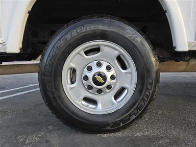 2019 Chevrolet Silverado 2500HD utility 6.0L GAS, 8FT ROYAL BED.   - Photo 14 - Santa Ana, CA 92703