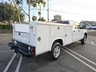 2019 Chevrolet Silverado 2500HD utility 6.0L GAS, 8FT ROYAL BED.   - Photo 5 - Santa Ana, CA 92703