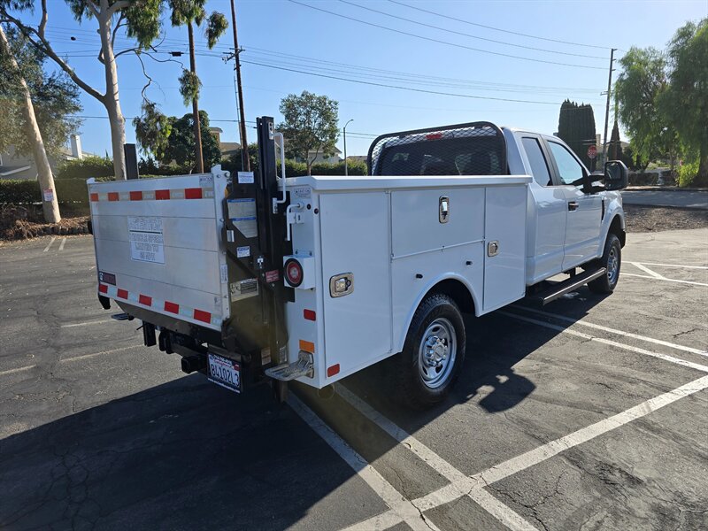 2021 Ford F-250 Super Duty XL UTILITY 6.2L FLEX FUEL,4X4,PWER LIFT GATE!   - Photo 1 - Santa Ana, CA 92703