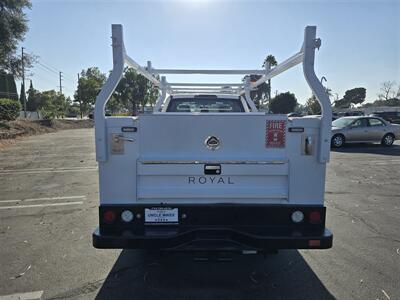 2019 Ford F-350 Super Duty XL  Utility 6.2L Flex fuel, 8ft Royal bed, - Photo 26 - Santa Ana, CA 92703