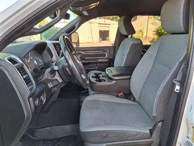 2024 RAM 3500 Big Horn UTILITY 6.7L CUMMINS,ONLY 45K MILES! - Photo 8 - Santa Ana, CA 92703