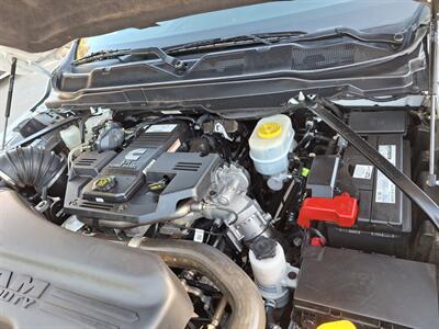 2024 RAM 3500 Big Horn UTILITY 6.7L CUMMINS,ONLY 45K MILES! - Photo 30 - Santa Ana, CA 92703