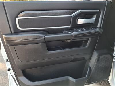 2024 RAM 3500 Big Horn UTILITY 6.7L CUMMINS,ONLY 45K MILES! - Photo 20 - Santa Ana, CA 92703