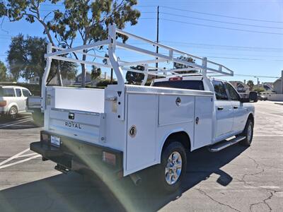 2024 RAM 3500 Big Horn UTILITY 6.7L CUMMINS,ONLY 45K MILES! - Photo 6 - Santa Ana, CA 92703