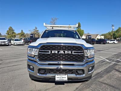 2024 RAM 3500 Big Horn UTILITY 6.7L CUMMINS,ONLY 45K MILES! - Photo 28 - Santa Ana, CA 92703