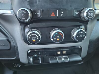 2024 RAM 3500 Big Horn UTILITY 6.7L CUMMINS,ONLY 45K MILES! - Photo 25 - Santa Ana, CA 92703