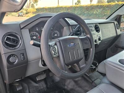 2013 Ford F-250 Super Duty utility   - Photo 13 - Santa Ana, CA 92703