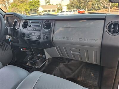 2013 Ford F-250 Super Duty utility   - Photo 16 - Santa Ana, CA 92703