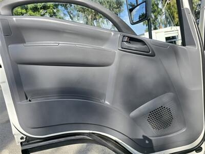 2021 Isuzu NPR HD 12Ft Box 6.6L Gas,ONLY 51K MILES!   - Photo 18 - Santa Ana, CA 92703