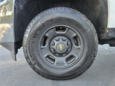 2019 Chevrolet 2500HD UTILITY 6.0L GAS, 4DR,LADDER RACK!   - Photo 16 - Santa Ana, CA 92703