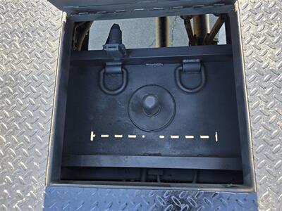 2022 Ford F550 XLT STAKE BED,6.7L DIESEL,4-WHEEL DRIVE,  PWR LFT GATE! - Photo 16 - Santa Ana, CA 92703