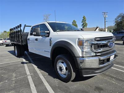 2022 Ford F550 XLT STAKE BED,6.7L DIESEL,4-WHEEL DRIVE,  PWR LFT GATE! - Photo 3 - Santa Ana, CA 92703