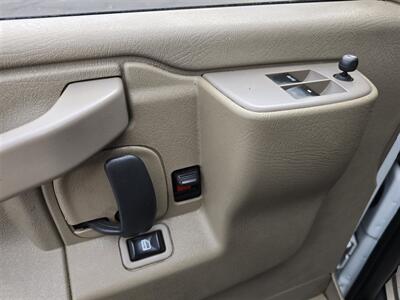 2021 Chevrolet Comm Medium Duty Cargo Van 2500 - Photo 18 - Santa Ana, CA 92703