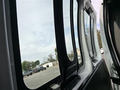2021 Chevrolet Comm Medium Duty Cargo Van 2500 - Photo 26 - Santa Ana, CA 92703