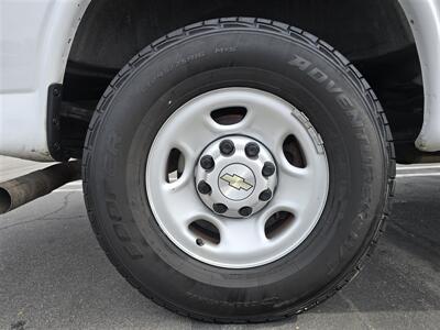2021 Chevrolet Comm Medium Duty Cargo Van 2500 - Photo 15 - Santa Ana, CA 92703