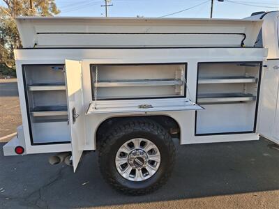 2022 Ford F-350 Super Duty XLT 6.7L DIESEL, 4X4,LADDER RACK   - Photo 3 - Santa Ana, CA 92703