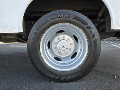 2021 Ford Commercial F-450 Super Duty F450 Chassis & Crew Cab  ONLY 57K MILES,4x4! - Photo 16 - Santa Ana, CA 92703
