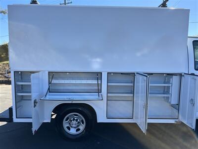 2019 Chevrolet Express 3500   - Photo 9 - Santa Ana, CA 92703