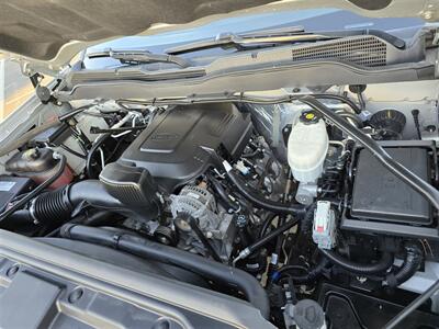 2018 Chevrolet Comm Silverado 2500HD GLASS TRUCK,6.0L GAS,4 NEW TIRES! - Photo 18 - Santa Ana, CA 92703