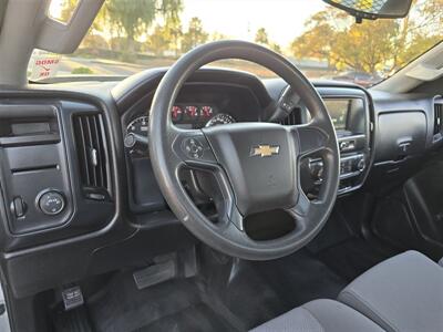 2018 Chevrolet Comm Silverado 2500HD GLASS TRUCK,6.0L GAS,4 NEW TIRES! - Photo 10 - Santa Ana, CA 92703