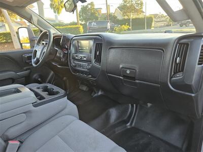 2018 Chevrolet Comm Silverado 2500HD GLASS TRUCK,6.0L GAS,4 NEW TIRES! - Photo 16 - Santa Ana, CA 92703