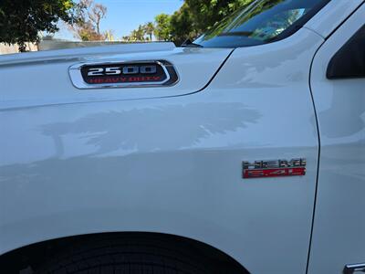 2022 RAM 2500 8FT ROYAL ENCLOSED BED.   - Photo 24 - Santa Ana, CA 92703