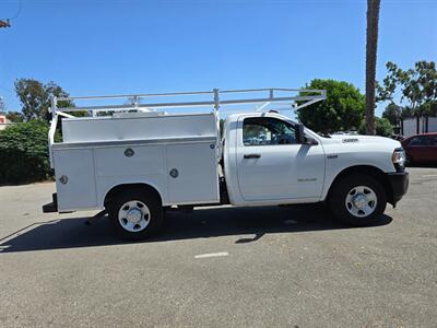 2022 RAM 2500 8FT ROYAL ENCLOSED BED.   - Photo 5 - Santa Ana, CA 92703