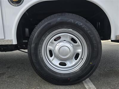 2020 Ford Commercial F-250 Super Duty XL Utility 6.2L Flex fuel,8ft Royal bed,4 new tires! - Photo 16 - Santa Ana, CA 92703