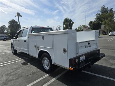 2020 Ford Commercial F-250 Super Duty XL Utility 6.2L Flex fuel,8ft Royal bed,4 new tires! - Photo 6 - Santa Ana, CA 92703