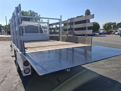 2017 Ford Commercial F550 XLT  POWER LIFT GATE! - Photo 7 - Santa Ana, CA 92703